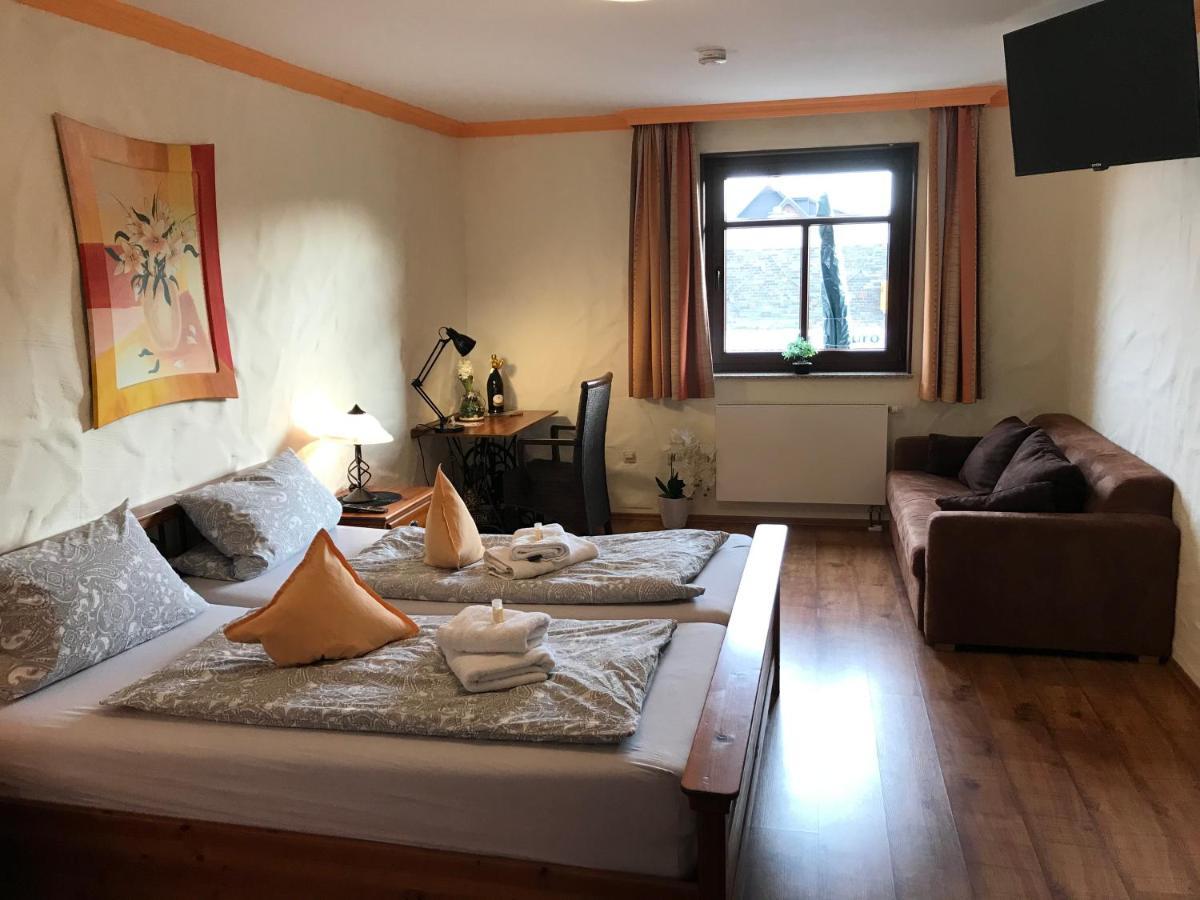 Landhotel Lindenhof Grevenbroich Dış mekan fotoğraf